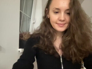 june_lo naughty sluts masturbate