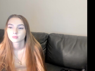 dirtyprettyboi demonstratively masturbating on cam