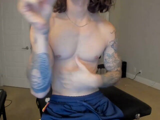 dirtyprettyboi harlot posing in pantyhose