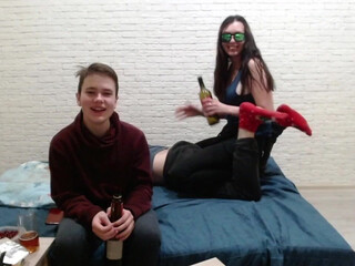 dale_charming beautiful slut plows pussy with phallus