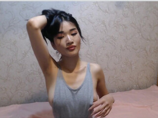 crypto_girl01 became crustaceans