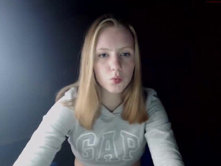 canadian__fire beautiful chick jerks off her cunt