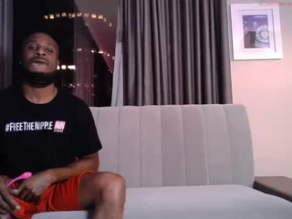 bmacxxx10 in a new apartment shows a striptease