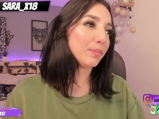 sara_x18 painted lady makes big tits