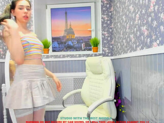 sofia__coy crazy woman fucks pussy with phallus