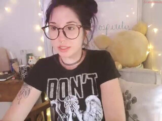 sluttypotato_ scoring bitch fucks herself with a dildo