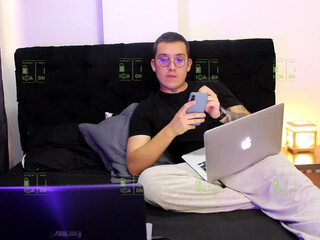 _kaptx_ passionate devil playing pranks in a free chat.