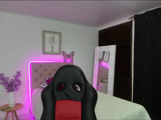 naivebby01 Cute doll