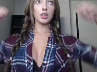 miss_bee jerking off and cums