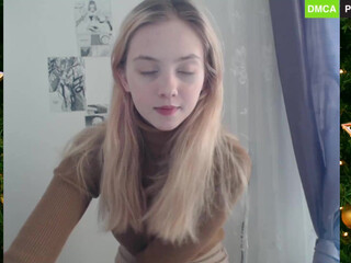 michelle_swan whore model pulls pussy