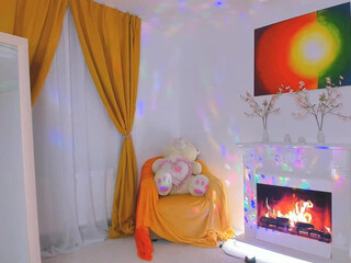 mary_events slutty chicks lick their cunt