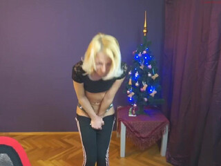 lilyeuphoria crazy whore dabbles with sex machine