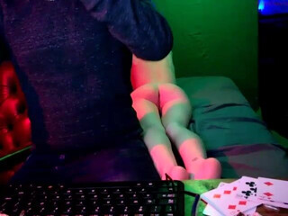 lilflush1 adult bitch dabbles with rubber penis