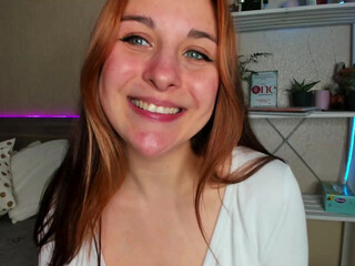 liass_molly Cute blonde