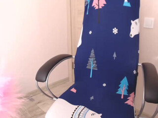 ladyts007 hot brunette girl pulls her pussy