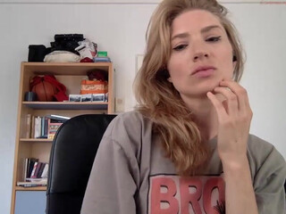 kosherpussy Graceful bitch