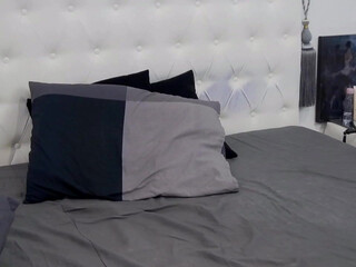 hottalina_ big wet cunt close up