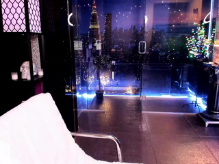 alma_pearl milf with tattoos jerks off her cunt