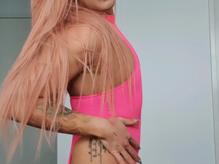 Brooke Spearz wonderful caret caresses shaved holes