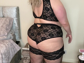 Jodie Lawson   undresses and shows puffy bread