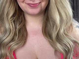 Jodie Lawson    beautiful model seduces with big booty