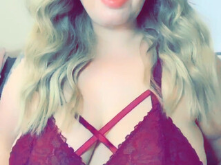 Jodie Lawson   beauty fucks her holes with dildos