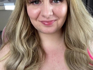 Jodie Lawson    Hot brat