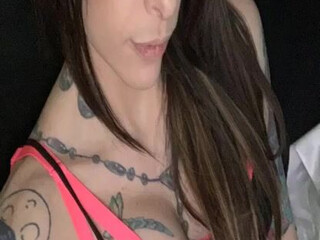 Chelsea Marie aka xxxchelseamarie Gorgeous females