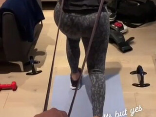 Sasha Hevyn classed passion caresses shaved cunt