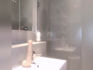 Sasha Hevyn lustful trash dumps juicy tits