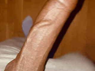 MrShaftUK aka shaft_uk Busty wench