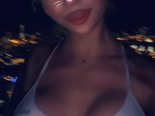 iammery seductive chick fucks sex toy