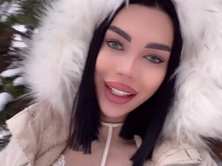 iammery hot blonde with big tits