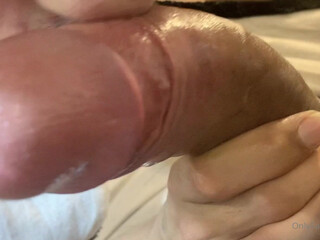 Yasmim Dornelle showing off her young body