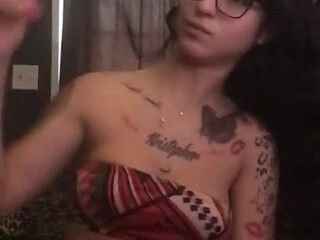 White Chinaa juicy slut enjoys cooney