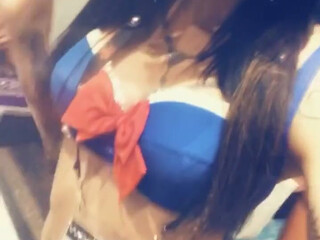 Chelsea Marie aka xxxchelseamarie sexy chica in the kitchen