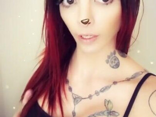 Chelsea Marie aka xxxchelseamarie Charming female