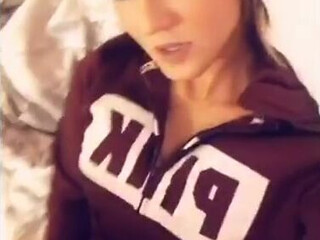 Chelsea Marie aka xxxchelseamarie Crazy lesbians