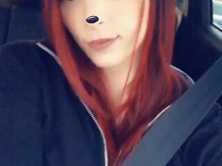 Chelsea Marie aka xxxchelseamarie puts on bra bitch