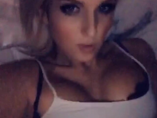 Chelsea Marie aka xxxchelseamarie larynx