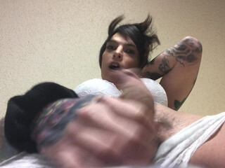 Chelsea Marie aka xxxchelseamarie busty slut fucks pussy in the shower