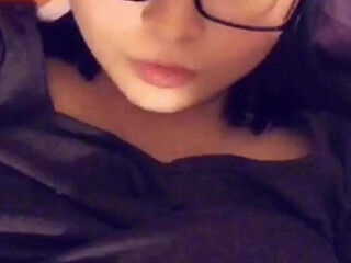 MV_Crush chick with slack tits dancing in front of the camera