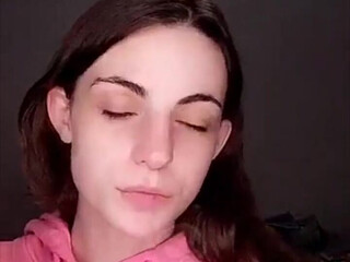 Luna_raise Lustful bitch