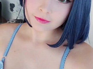 MV_Crush babe undressed and started jerking off