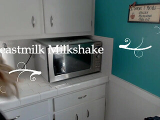 Kelly_Payne incendiary lady masturbates both holes with pleasure