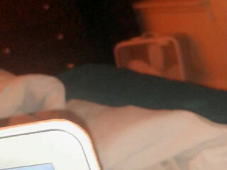 yourtsashley69 pulls pussy to orgasm