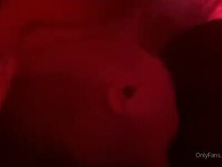 yourtsashley69 sexy slut exhausting the cap with masturbation