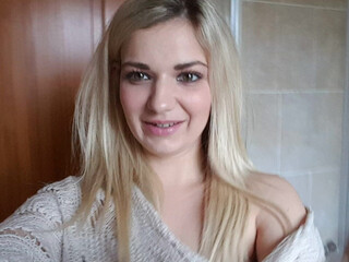 ManyVids.com Bad_Dolly breaker