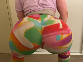 Scarlett_Jones cute brown
