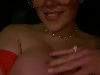 Scarlett_Jones Cool chica